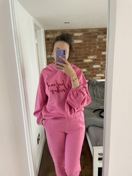 What are you wearing today? Melting into summer '22
