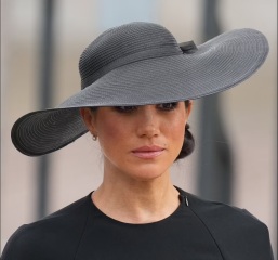 Royal Style - Farewell, Elizabeth - lady of style