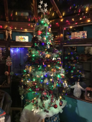 How will your tree be decorated this year?