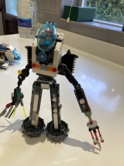 Share with LEGO your children’s most imaginative creations - £200 LEGO voucher to be won