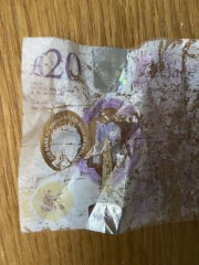 Is this £20 banknote real or fake?