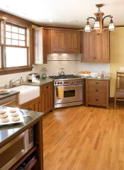 Tiny kitchen design - would you go for more worktop space or bigger fridge/freezer