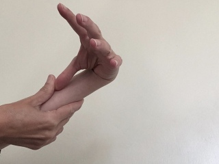 Can you do this to your arm? *PICTURE ATTACHED *