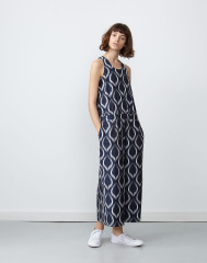 Les Parisiennes des Mamansnet: Always Have a Ball Gown at the Ready in Celebration of Your Enemy's Demise