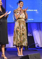 Royal Style - Bring out the Baubles! We'll wear your jewellery if you don't want to! 