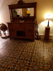 Help please with choosing colour/decor for my hallway
