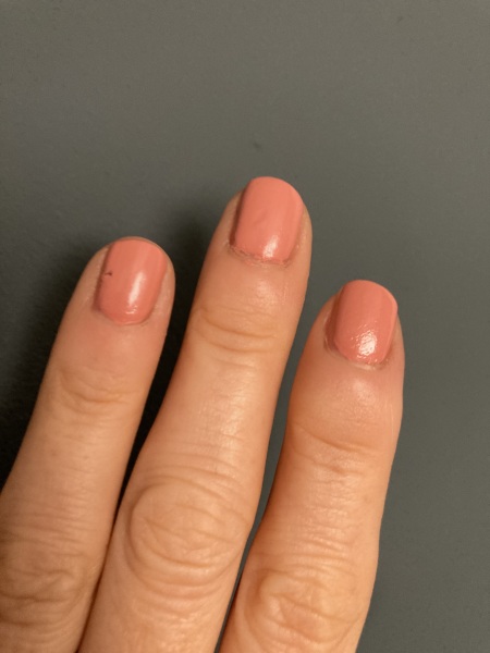 Show me your nails 