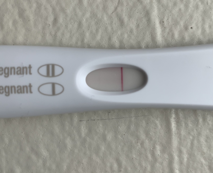 8dpo does this look like a faint line?