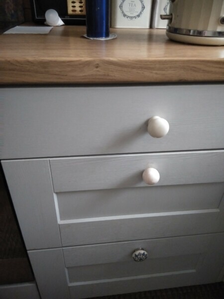Show me your kitchen handles/cups and knobs!