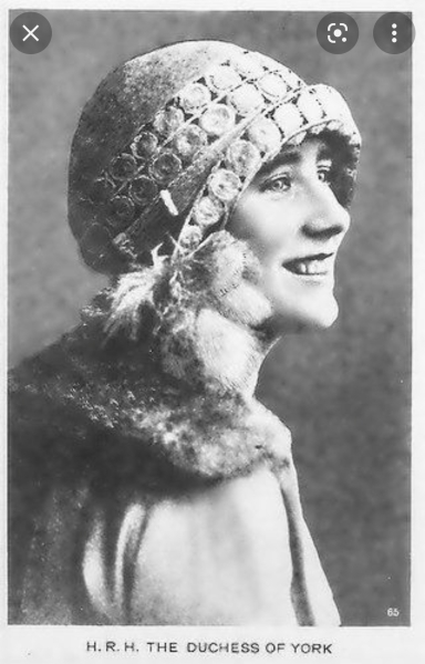 Royal Style: On with the chic, and the royal mystique! 