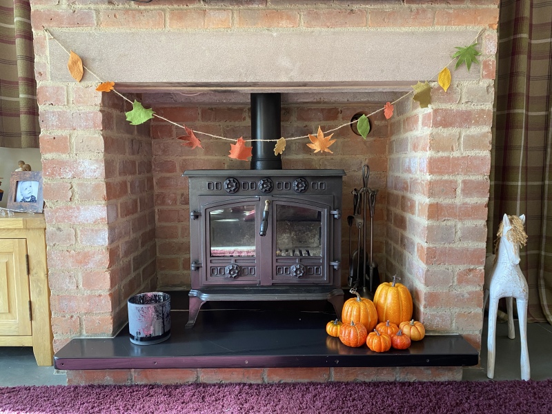 Autumn decor but not Hallowe'een