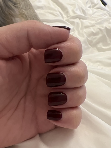 Show me your nails 