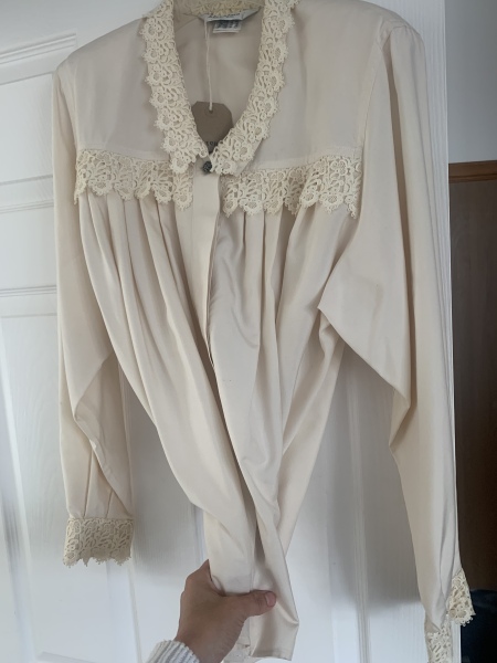 Les Parisiennes des Mamansnet: Always Have a Ball Gown at the Ready in Celebration of Your Enemy's Demise