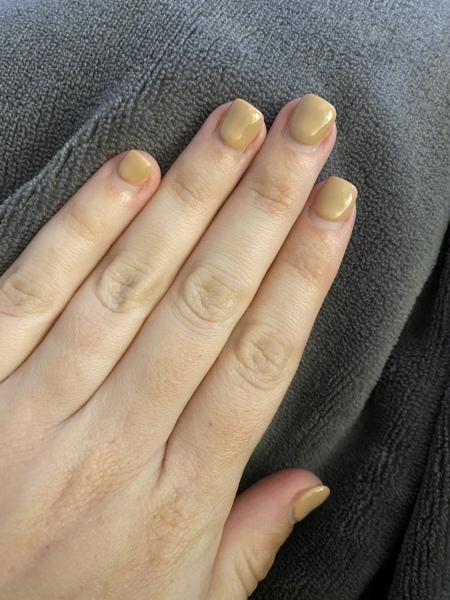 Show me your nails 