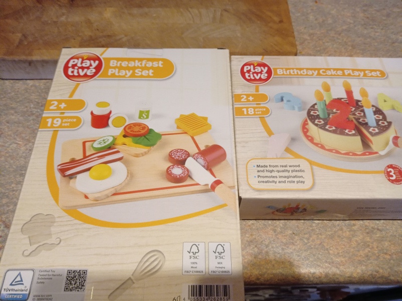 Thread 8 - the one with the van of vans 👟