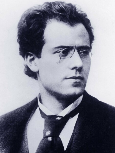 Have you ever had a crush / fallen in love with an historical figure? 