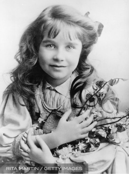 Royal Style: On with the chic, and the royal mystique! 