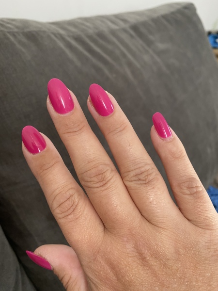 Show me your nails 