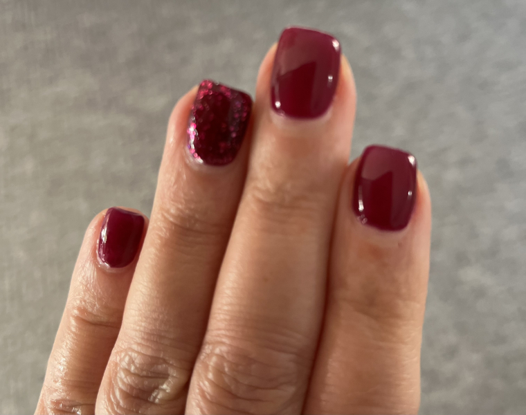 Show me your nails 