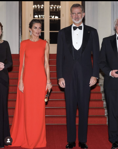 Royal Style: On with the chic, and the royal mystique! 