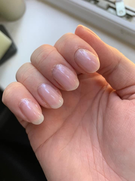 Show me your nails 