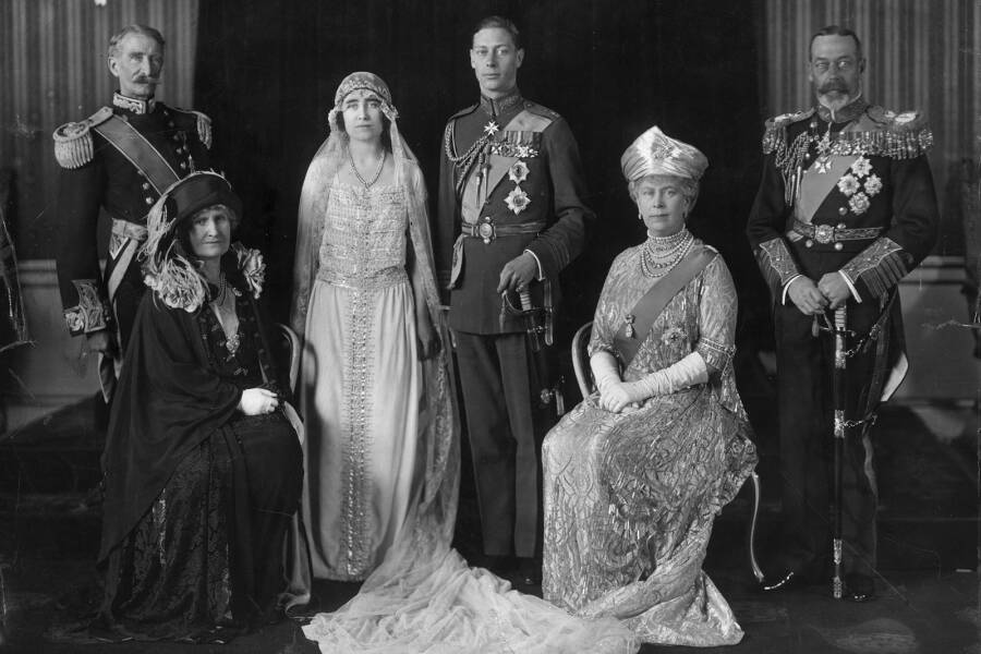 Royal Style: Elizabeth may be gone, but her diamonds are forever 