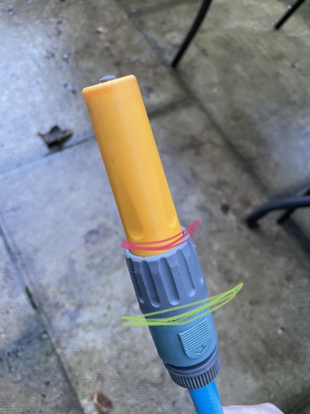 Why won’t my yellow hose nozzle twist any more 😭 