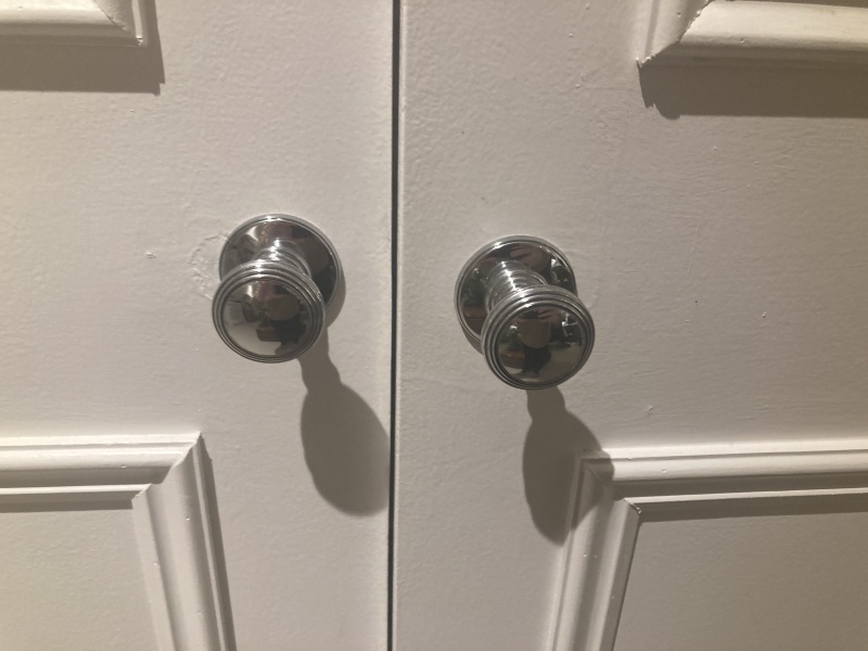 To ask how to handle this - sister constantly taking my clothes without asking 