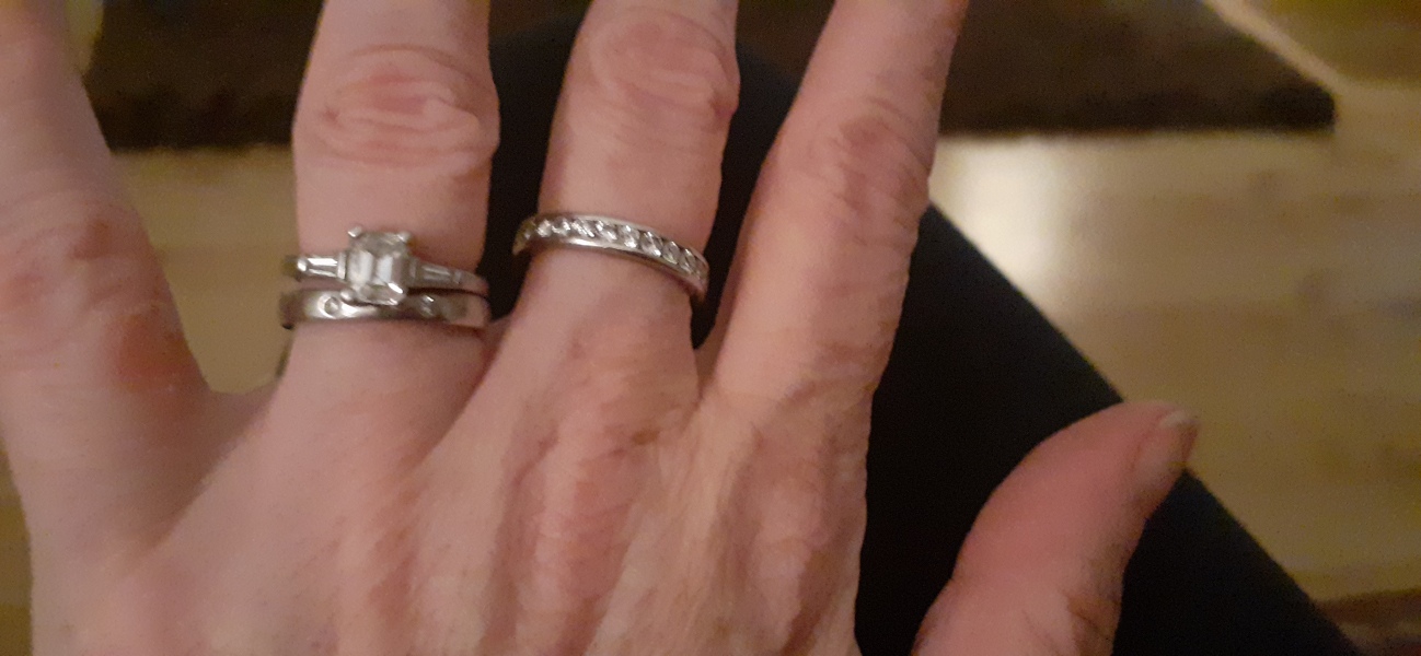 What’s fashionable for a diamond ring these days?
