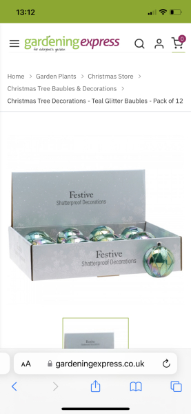 Christmas bauble colours