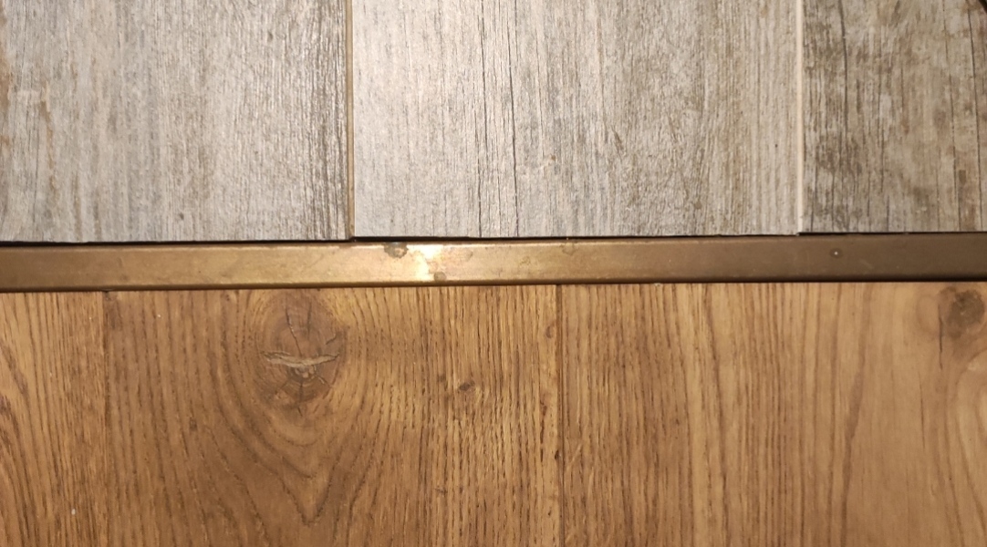 Suggestions needed for gap between floor and tiles