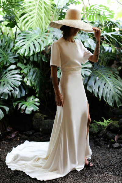 Help me! Trying to recreate outfit - bridal edition! 