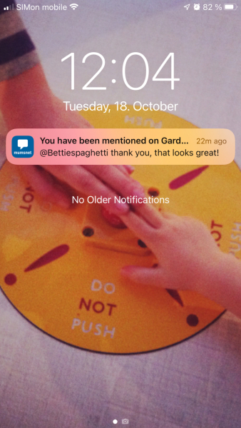 Notifications on my iPhone and 'Oops this thread doesn't exist'