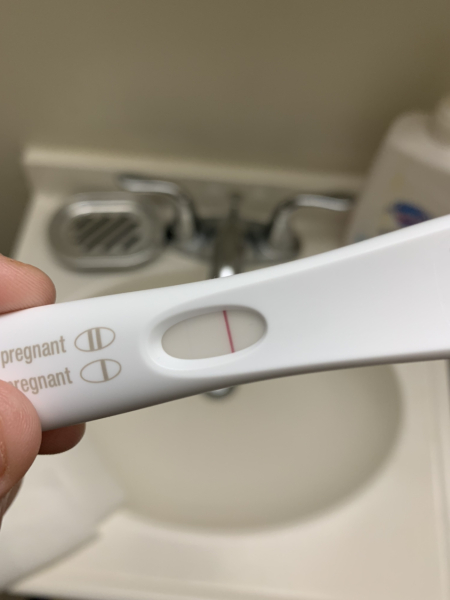 8dpo does this look like a faint line?