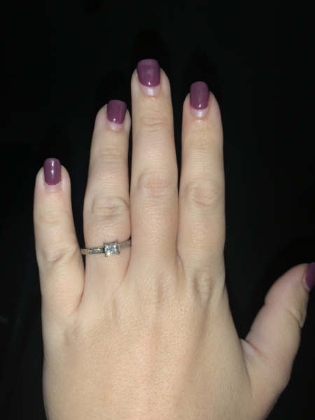 Show me your nails 