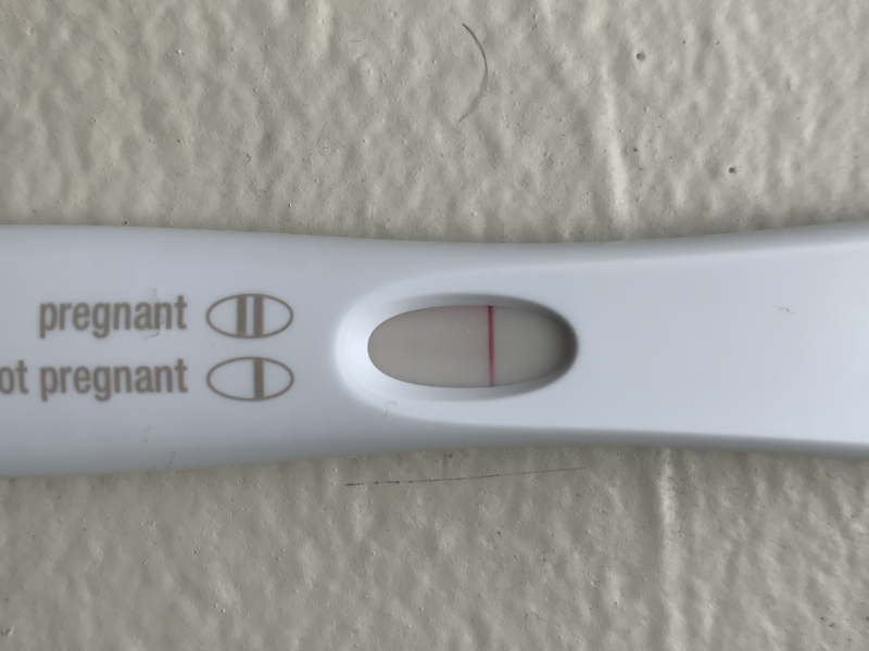 8dpo does this look like a faint line?