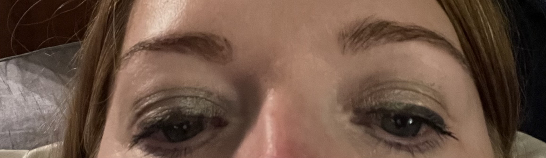 Help with eye make  up / skin tone