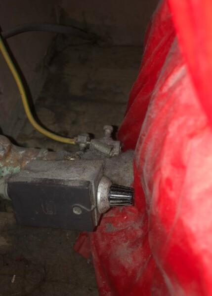 Help please - Ancient Hot Water Cylinder/Tank and Ancient Thermostat