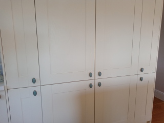 Show me your kitchen handles/cups and knobs!