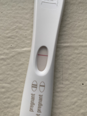 8dpo does this look like a faint line?