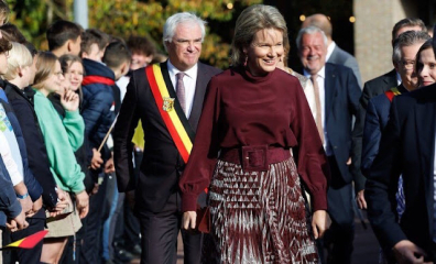 Royal Style: On with the chic, and the royal mystique! 