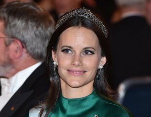 Royal Style: On with the chic, and the royal mystique! 