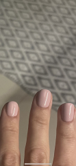 Show me your nails 