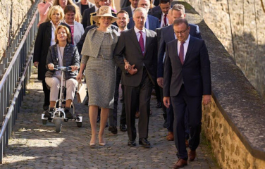 Royal Style: Elizabeth may be gone, but her diamonds are forever 