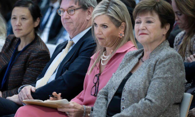 Royal Style: On with the chic, and the royal mystique! 