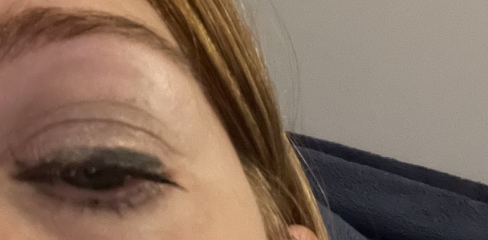 Help with eye make  up / skin tone