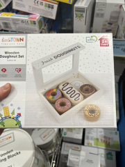 Thread 8 - the one with the van of vans 👟