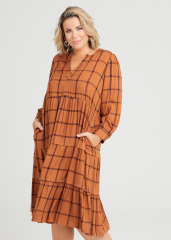 How to dress for casual office? (Plus sized)