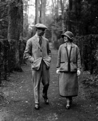 Royal Style: On with the chic, and the royal mystique! 