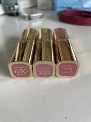 I'm looking for a 'nude' lipstick...